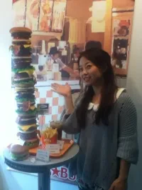 チョウ ビナ先生