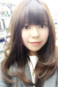 张 溶麟 先生