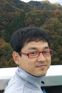 キン トウテツ先生