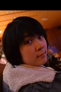 袁 有纱 先生
