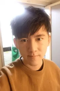 オウ ケツ先生
