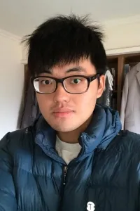 李 浩宇 先生