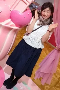 张 岩 先生