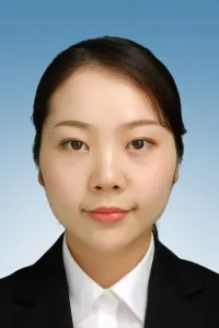 雷 暁葉 先生