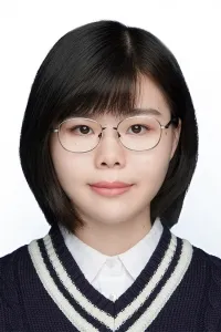 张 欣仪 先生
