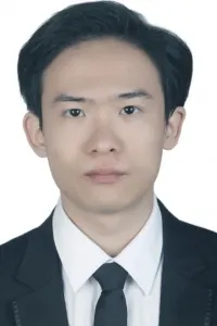 刘 育伯 先生