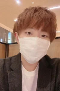 リ ヨウ先生
