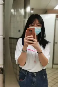 胡 博娅 先生