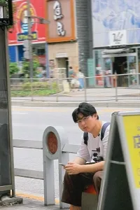 卫 俊哲 先生