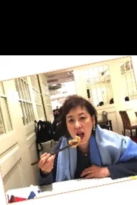 スー ホウ　ブン先生
